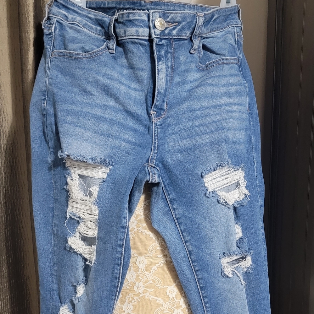 American Eagle Distressed Jeggings